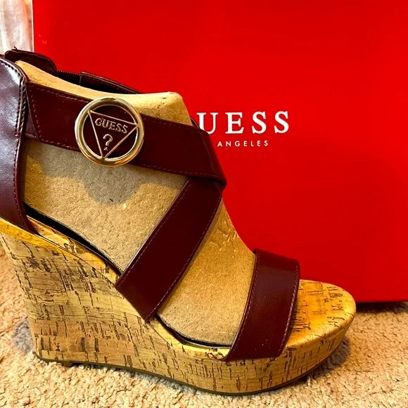 Guess sandals, dark purple with gold, size 7.5, never worn - Picture 1 of 6